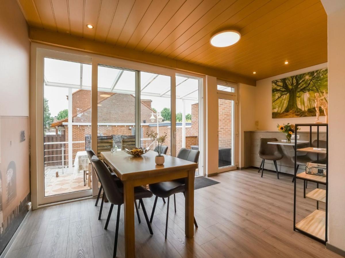 Villa Terraced House In Kerkrade With A Garden Extérieur photo